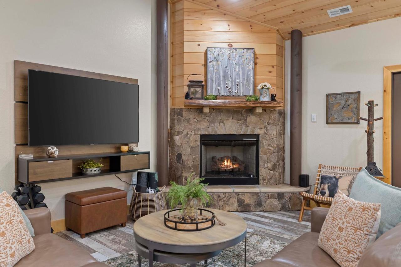 Stunning Views, Superb Atmosphere, Modern Amenities, In The Middle Of Nature Bryson City Bagian luar foto