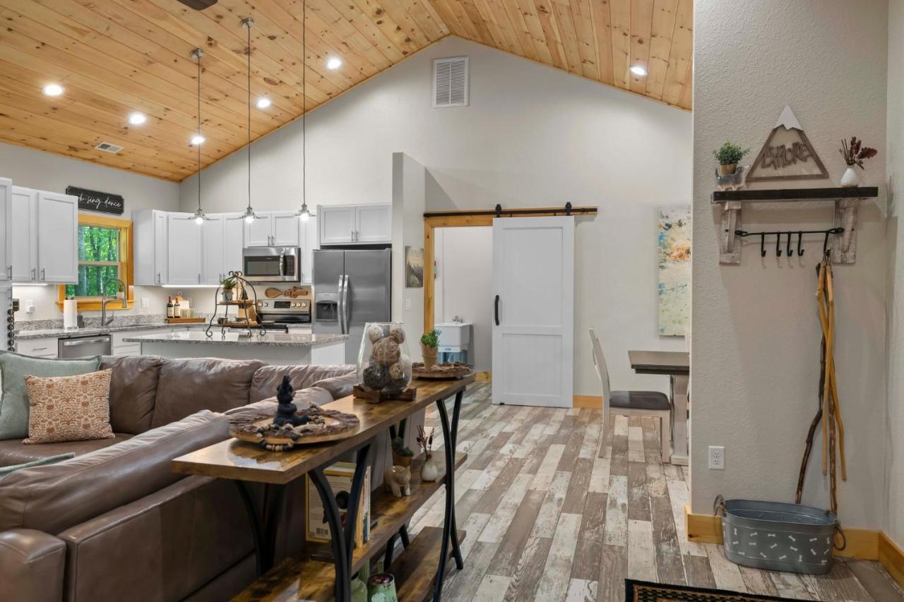Stunning Views, Superb Atmosphere, Modern Amenities, In The Middle Of Nature Bryson City Bagian luar foto