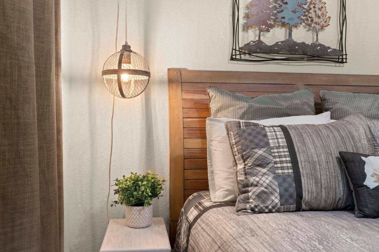 Stunning Views, Superb Atmosphere, Modern Amenities, In The Middle Of Nature Bryson City Bagian luar foto